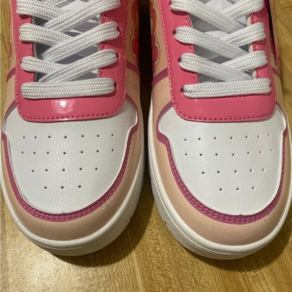 Women's Barbie by Mattel Pink Casual Court Sneaker NWT size 11 - Picture 10 of 10